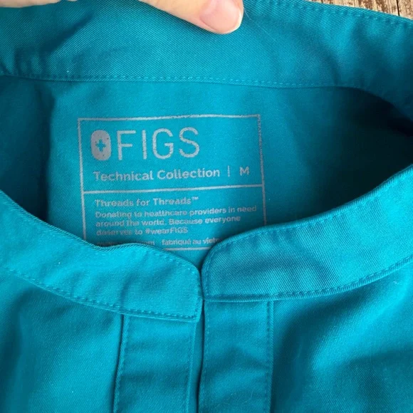 Figs Pacific Blue Scrub Set - Picture 2 of 5